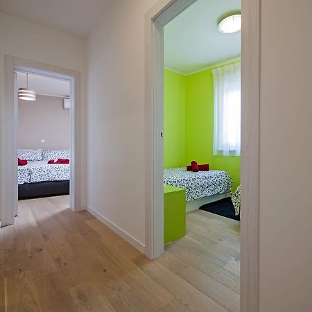 Apartment Panoss Rovigno Esterno foto