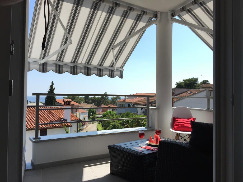 Apartment Panoss Rovigno Esterno foto