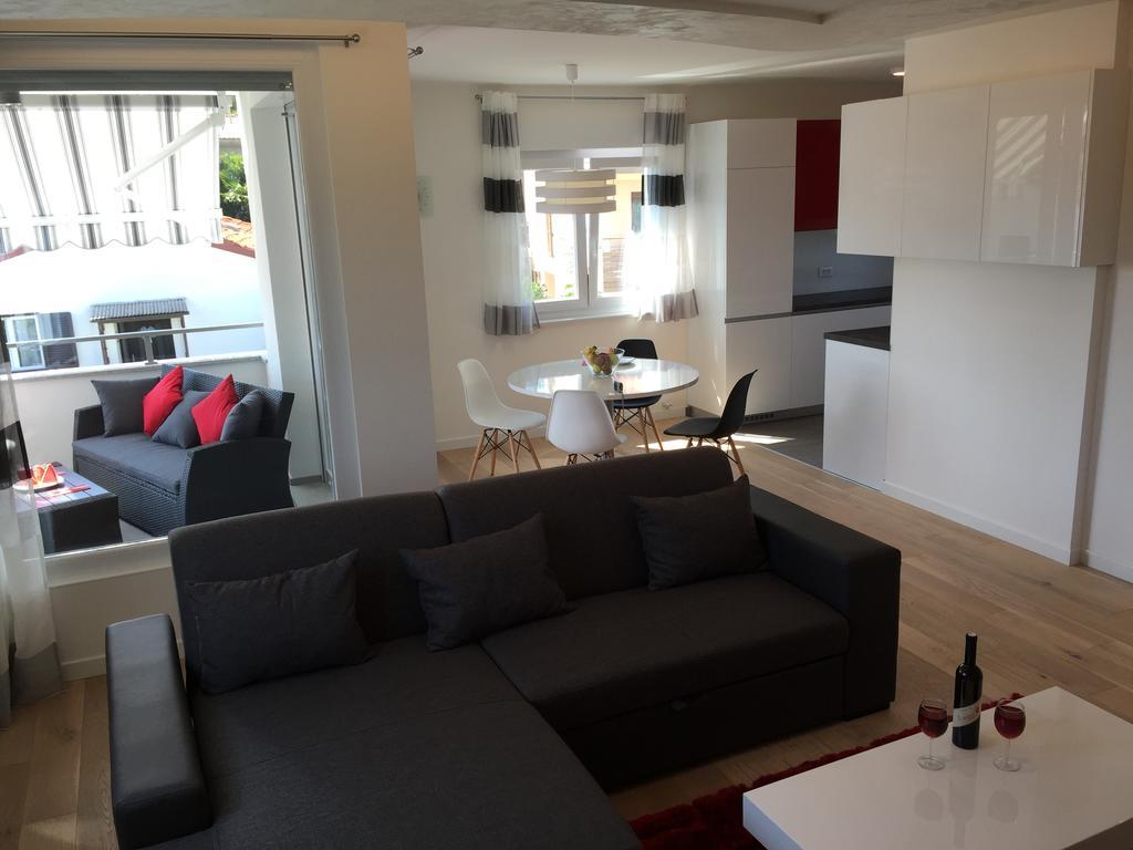 Apartment Panoss Rovigno Esterno foto